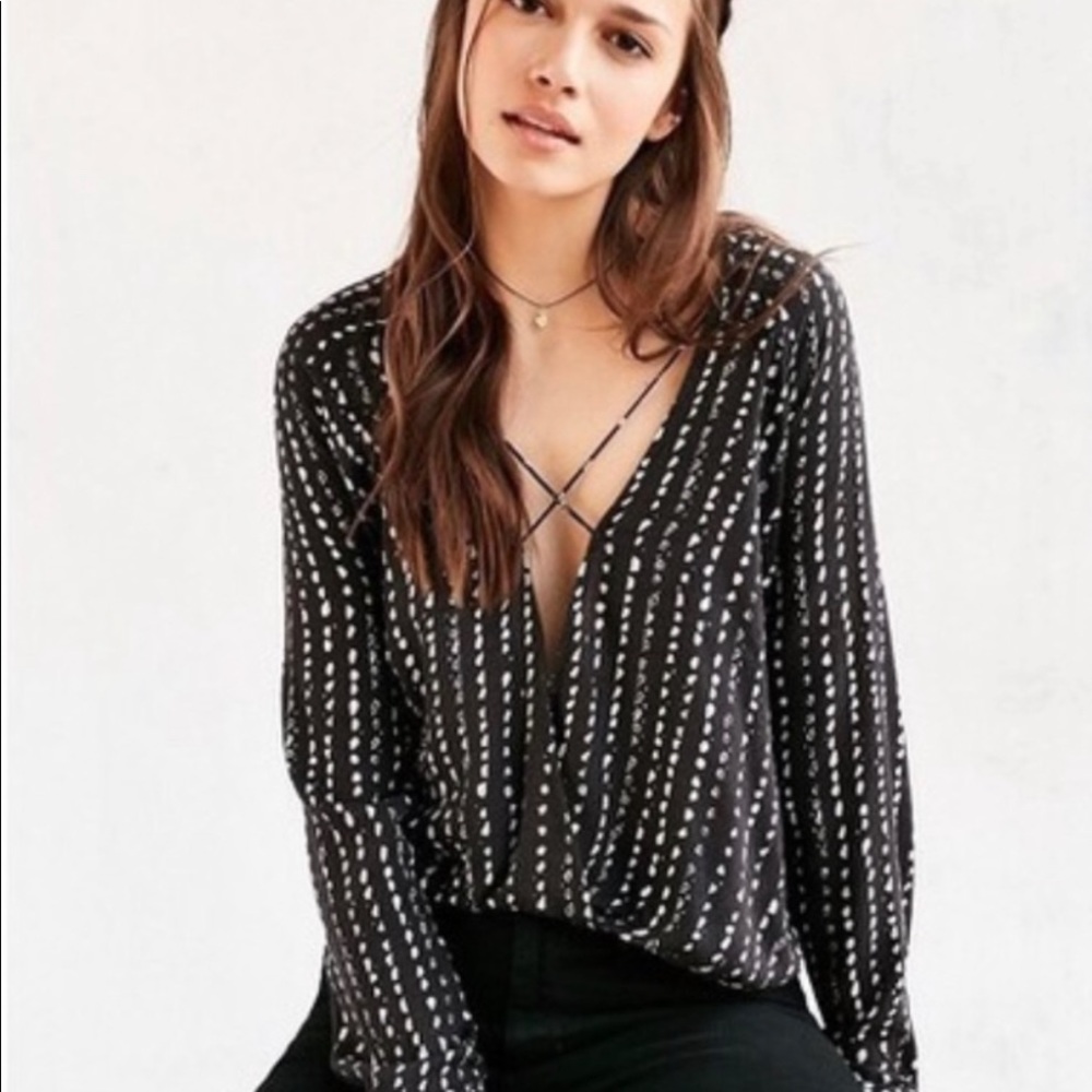 Silence + Noise Loose Fitting Low Cut Top